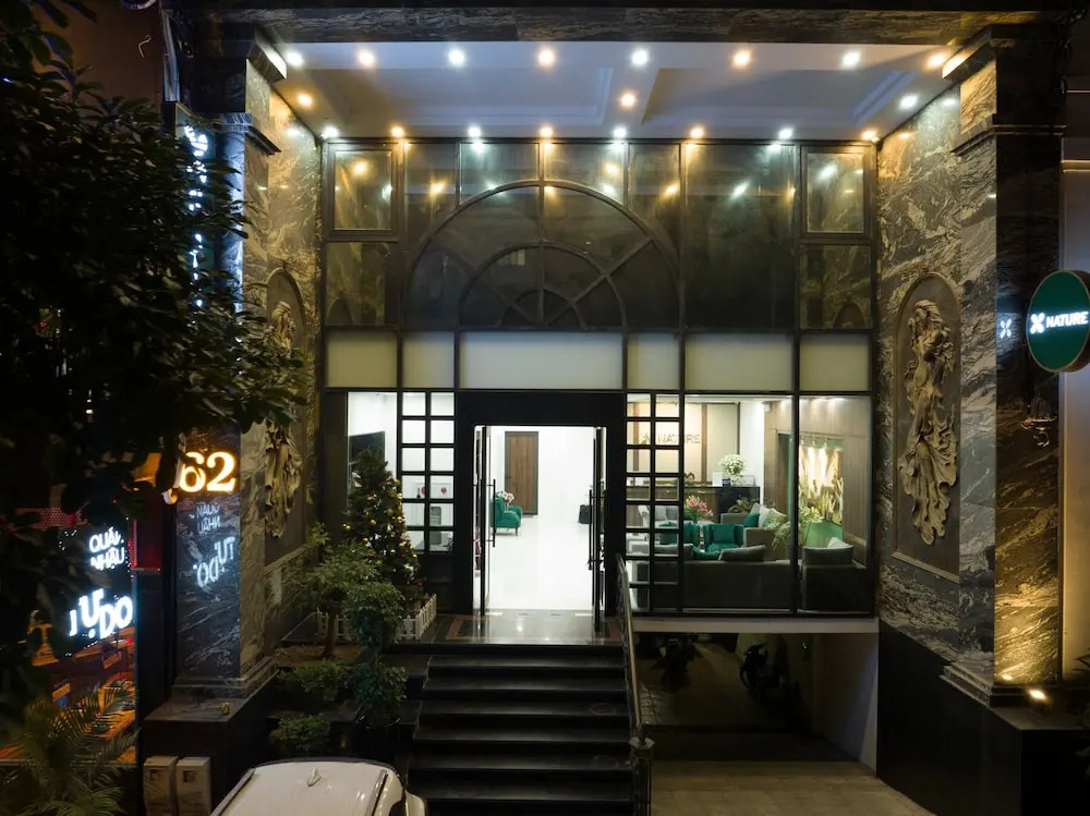 Nature Hanoi Hotel