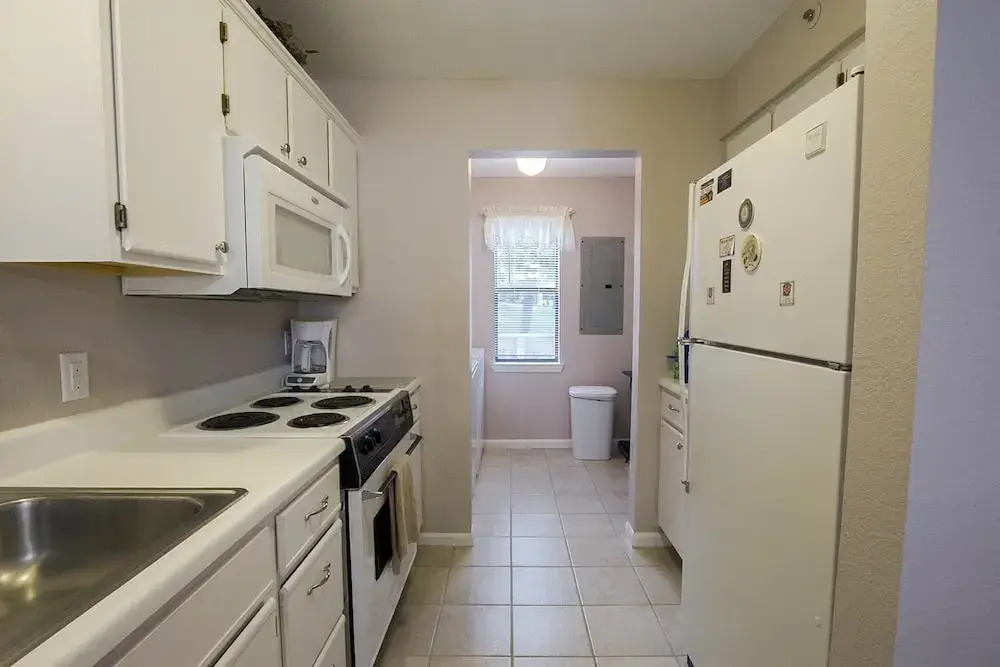 Perfectly On Pointe 3 Bedroom Condo by Redawning