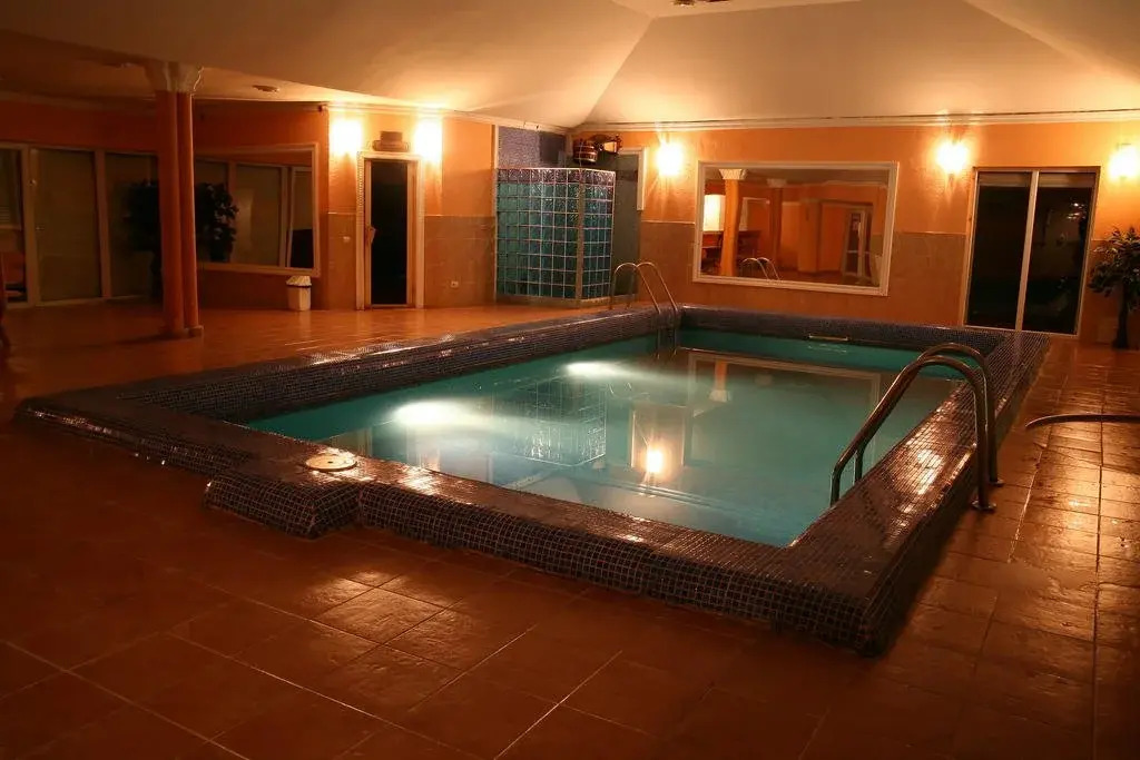 Hotel Continent