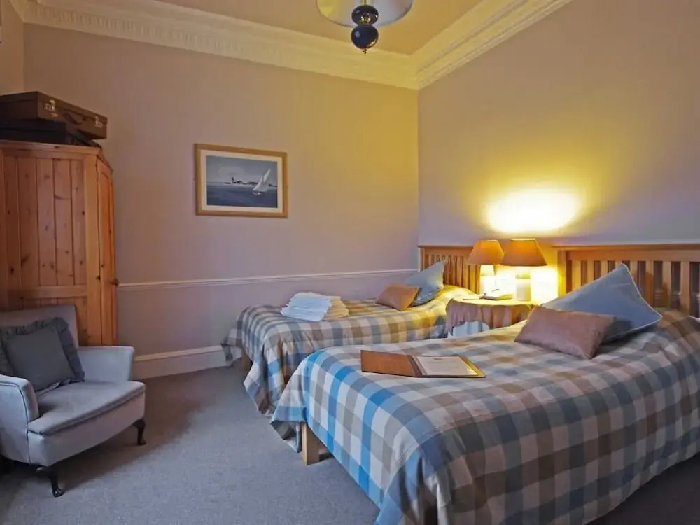 Cairnbaan Hotel