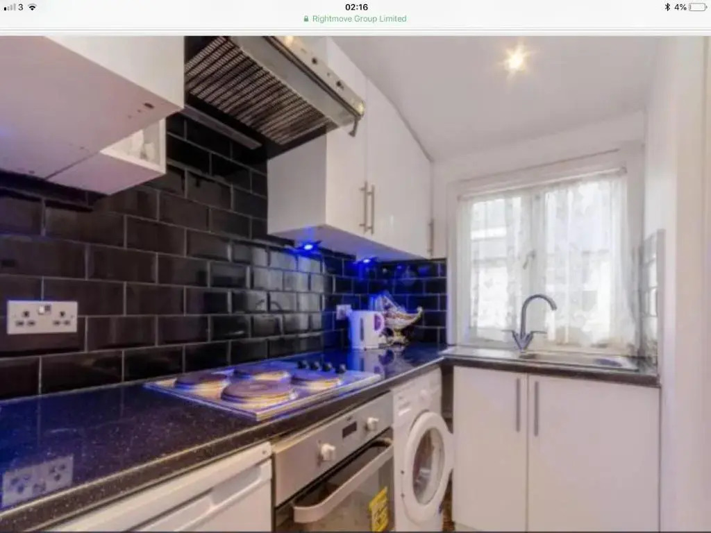 Cosy Studio apartment in FULHAM