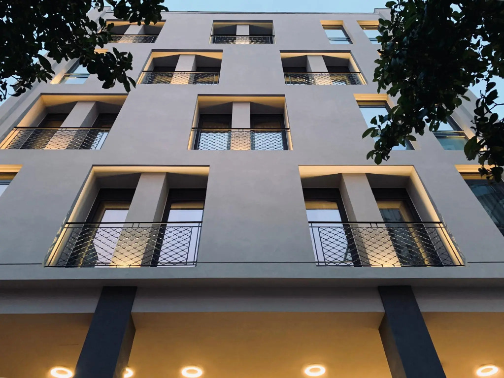 Urban Nest - Suites & Apartments