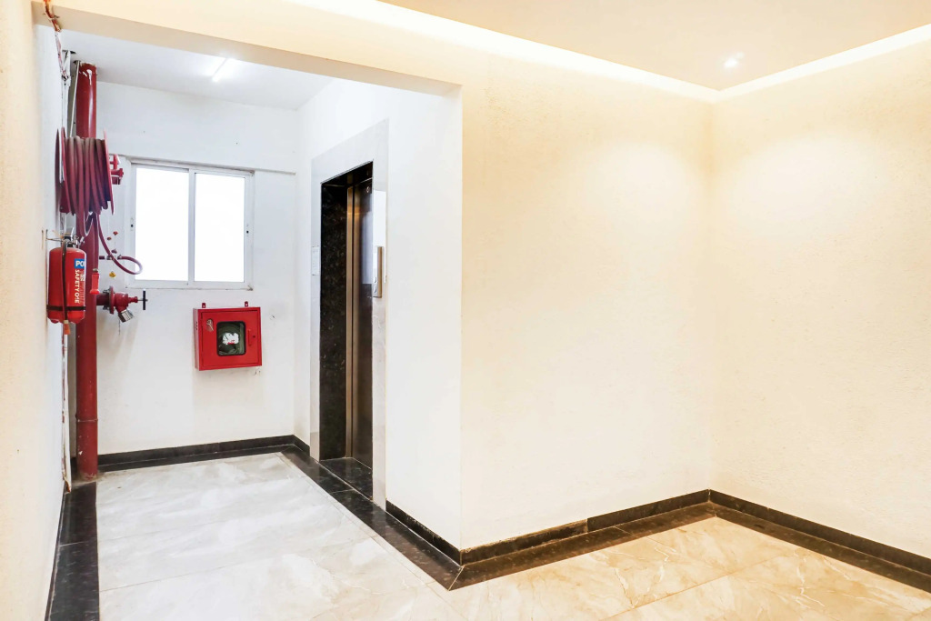 Townhouse Oak Pune Sant Nagar Wagholi Road Bus Station