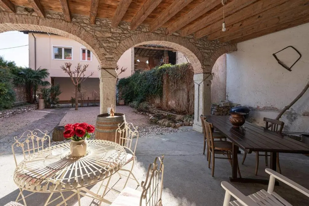 Casa Ella