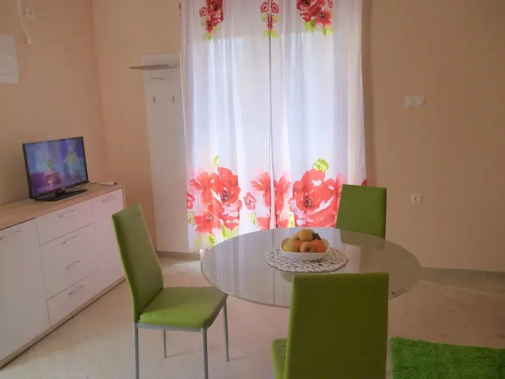 Apartments Lea by the Pebble Beach Jaz