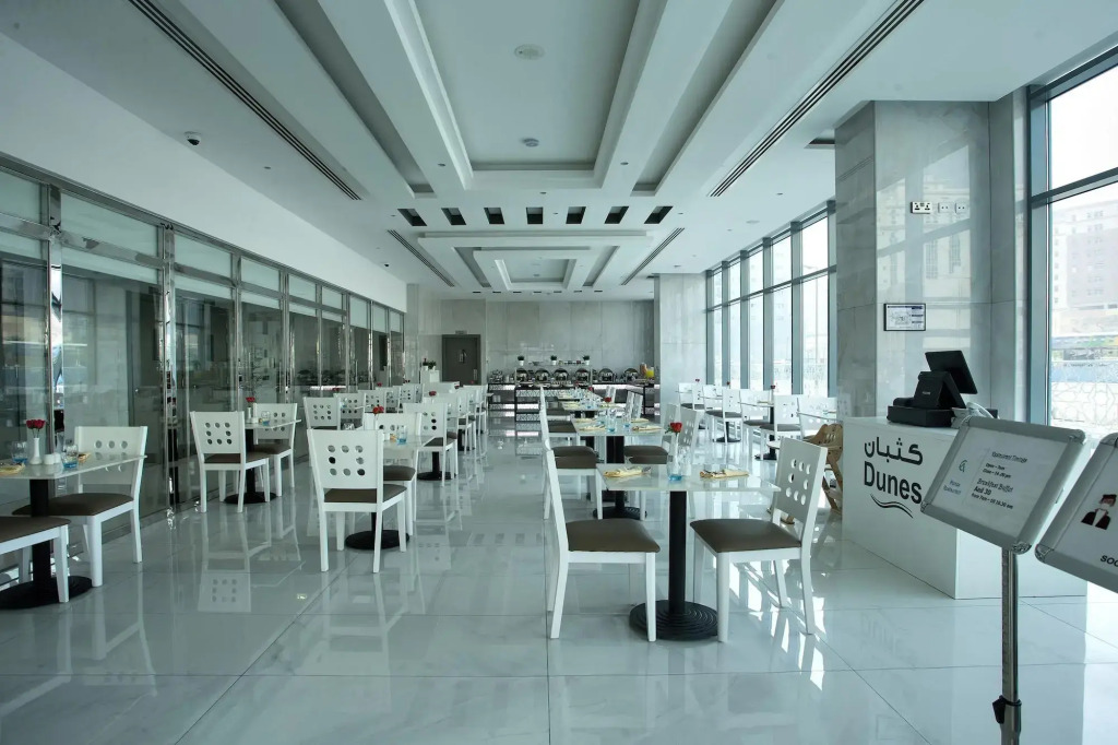 Отель City Avenue Al Reqqa Hotel