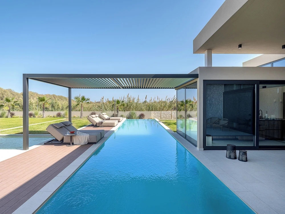 Pnoe Villas - Seafront Experience