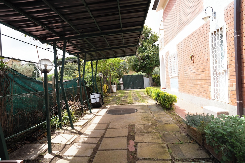 Villa vintage a 100m dal mare, relax a Terracina