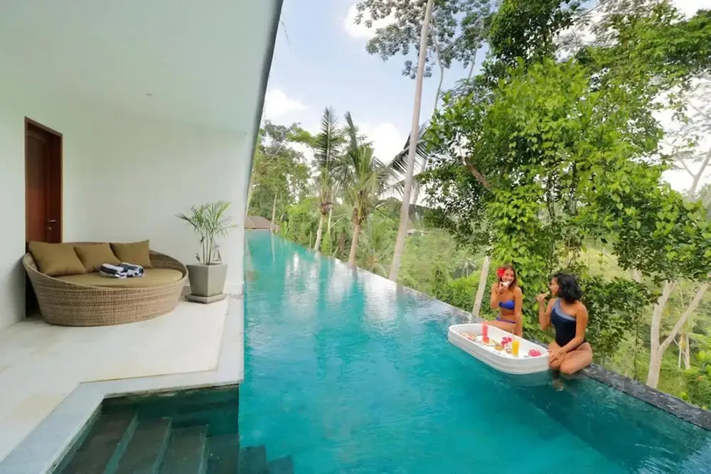The Pandora Hotel