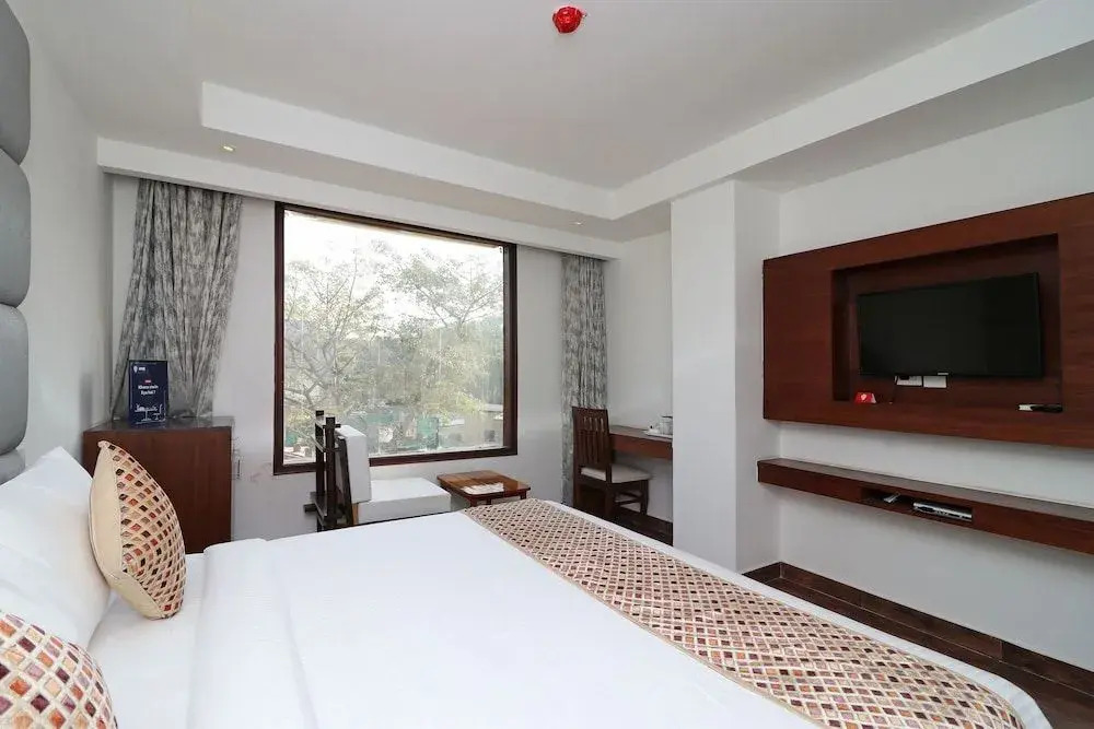 OYO 10327 The K Hotel