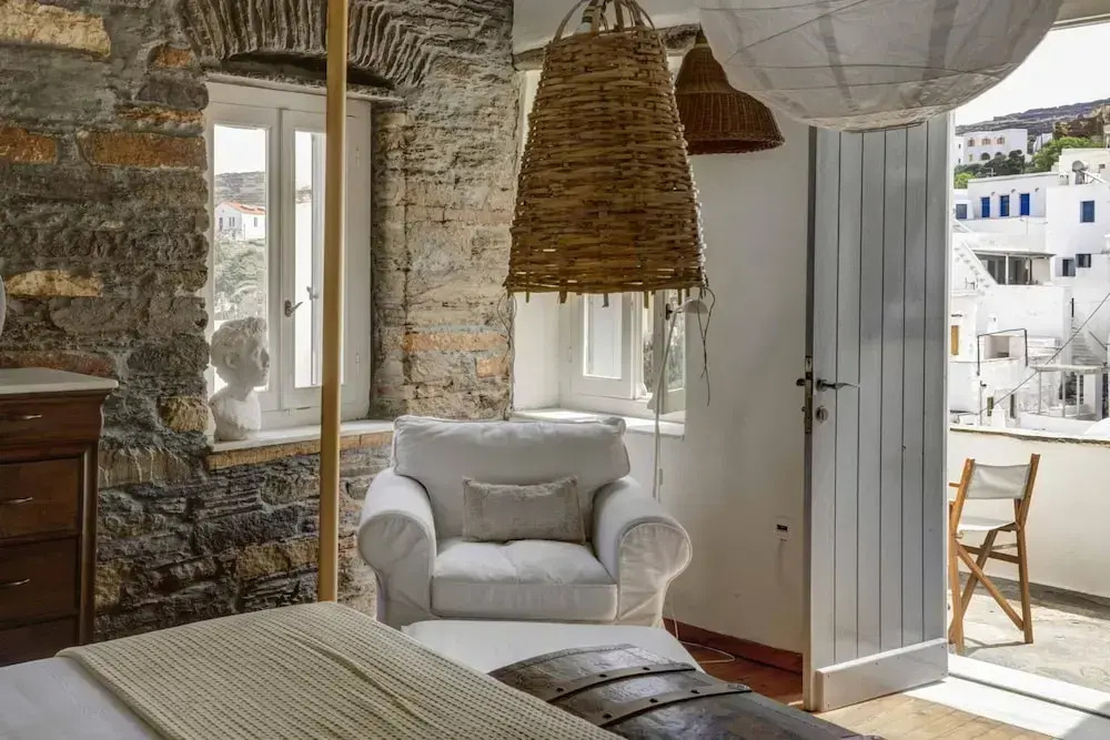 Tinos experience the house