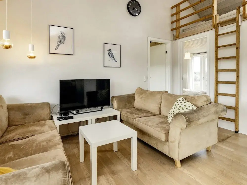 6 person holiday home in Brovst-By Traum