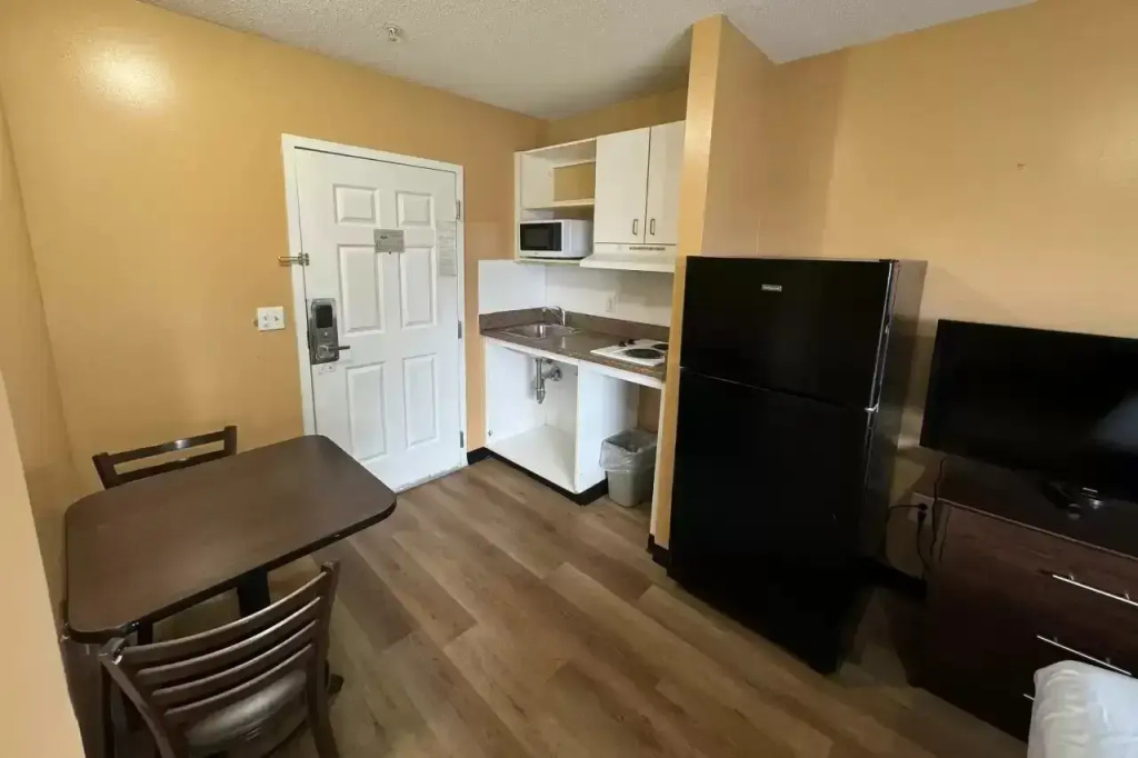 Suburban Studios near University of North Carolina-Charlotte