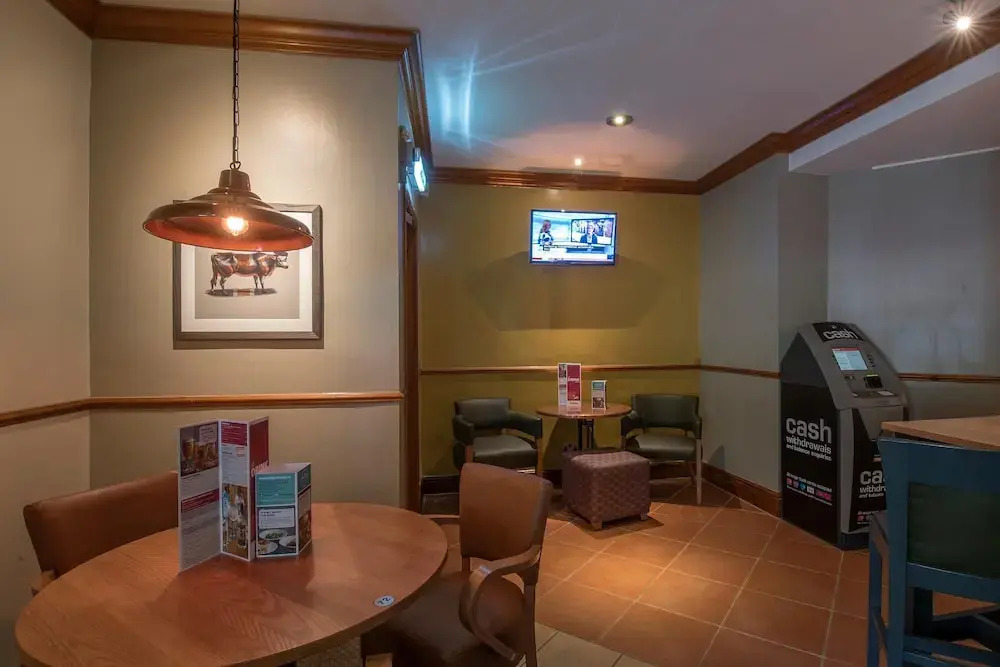 Premier Inn Walsall - M6 J10