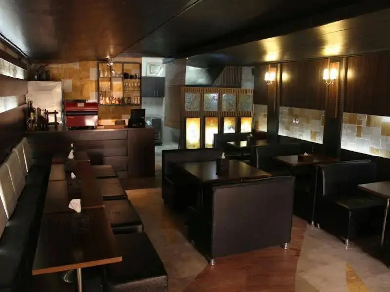 Naderi Ahwaz Hotel