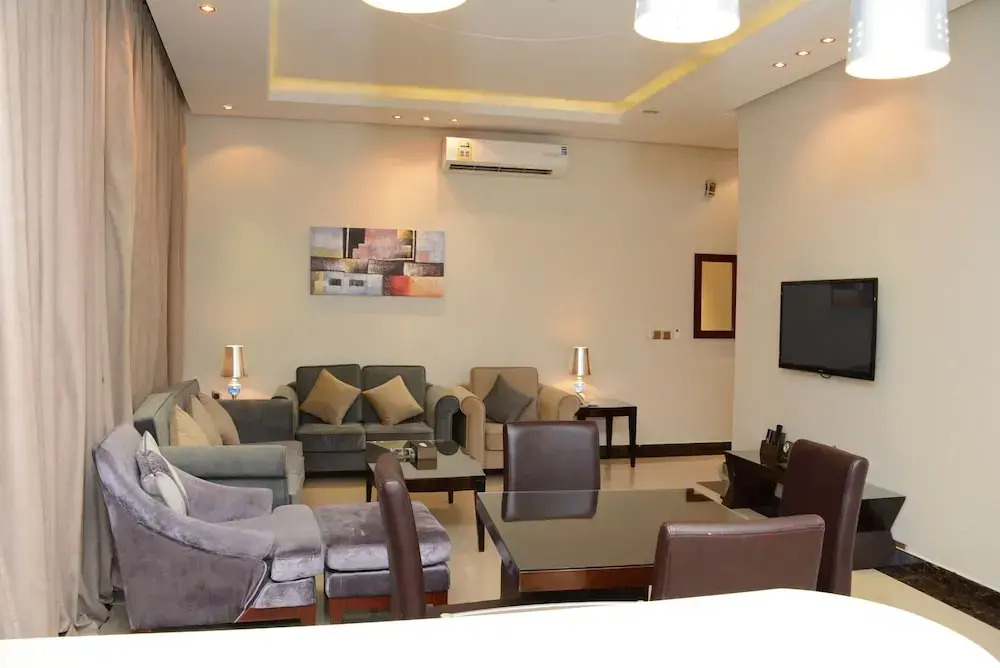 topaz suites