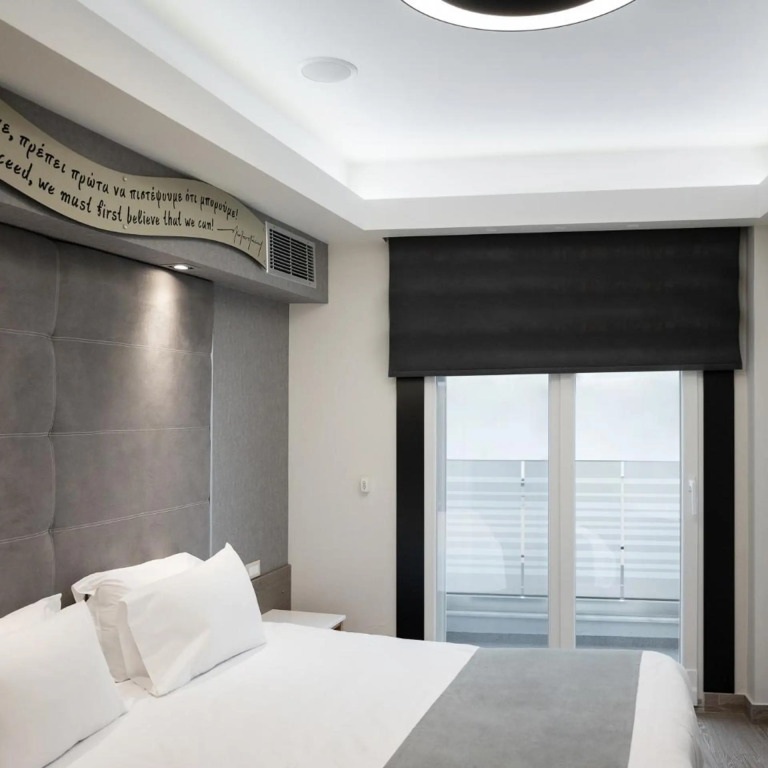 Kastro Hotel