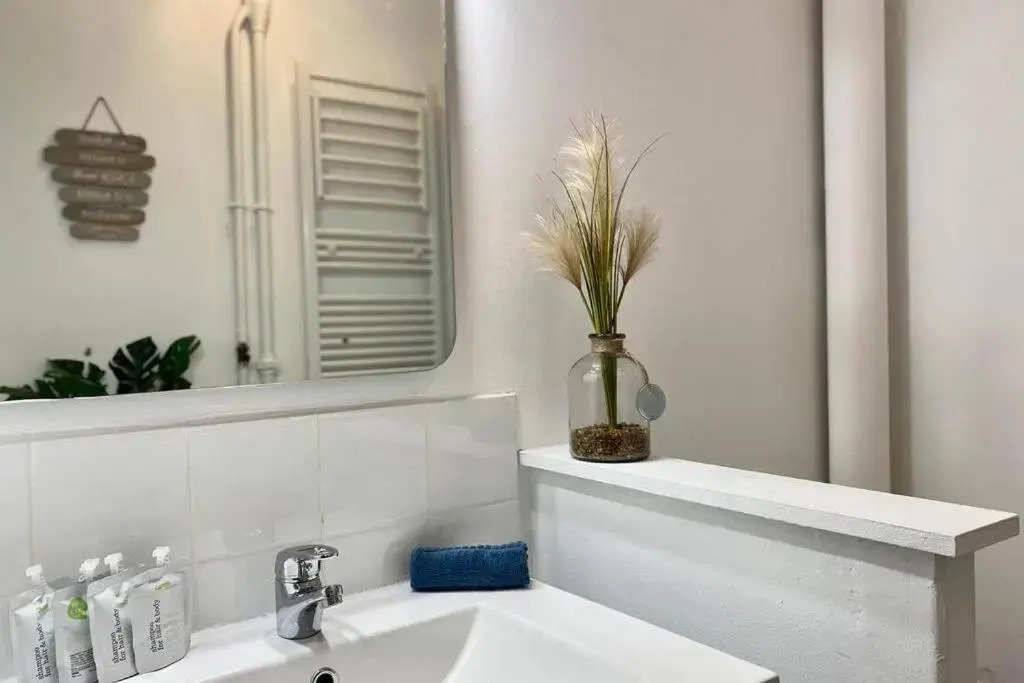 Grand F2 de 47m² au 15ème étage dans une résidence très calme