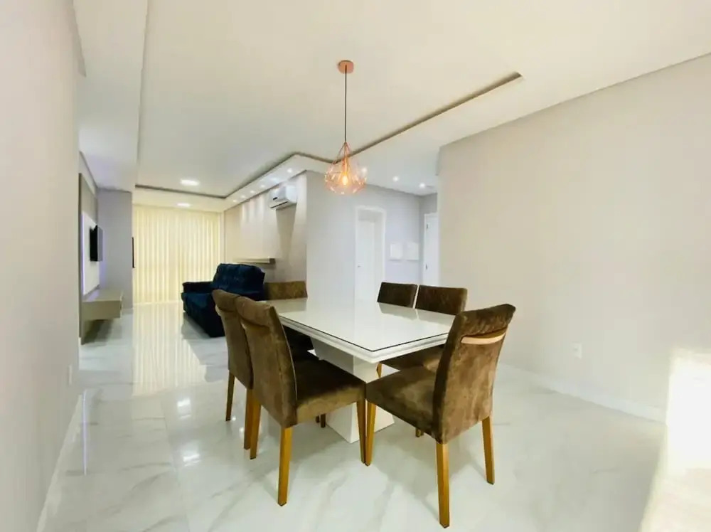 Apartamento 2 Quartos com Piscina 798