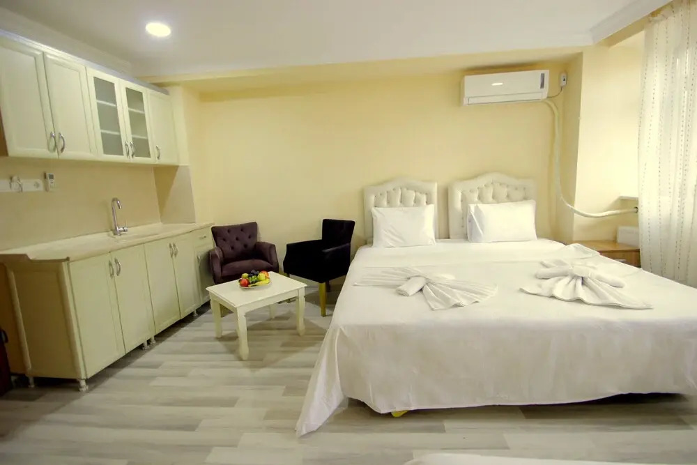 Yasar Hotel