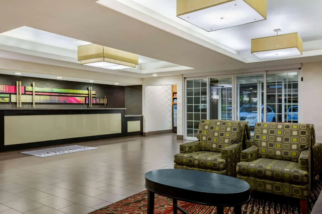 Fairfield by Marriott Inn & Suites Fresno Riverpark