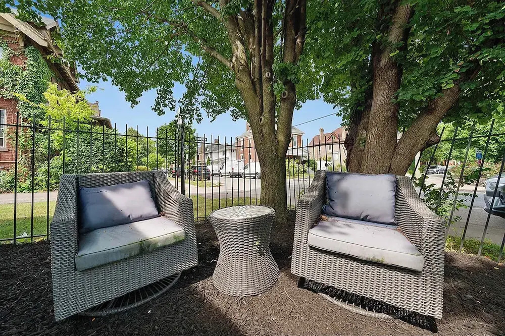 Chic City Retreat 93B