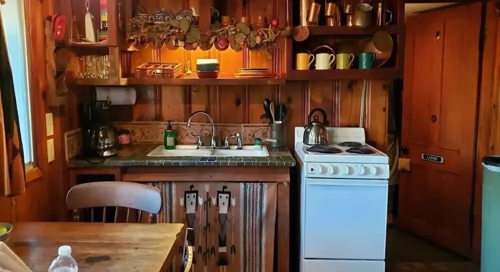 Country Woods Inn