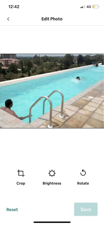 The glenn Apache House with a pool and free wifi