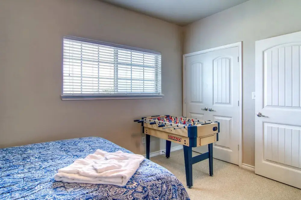 Heaven on Eleven MC8 3 Bedrooms 2.5 Bathrooms Condo