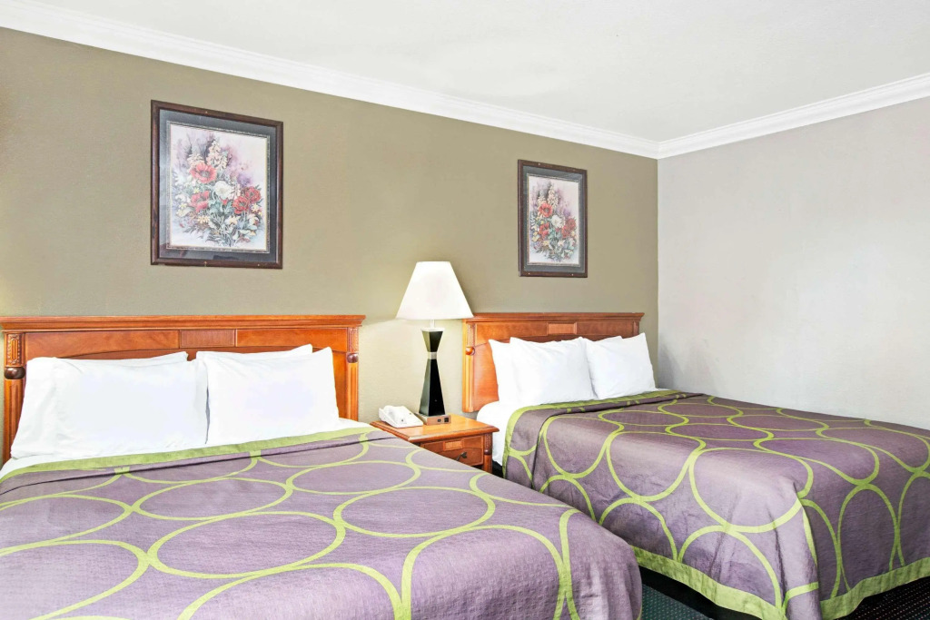 Skyways Hotel