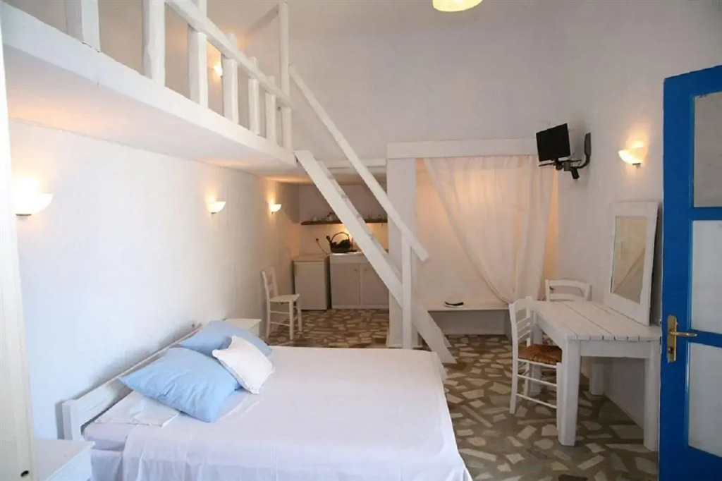 Voula'S Economy Studios