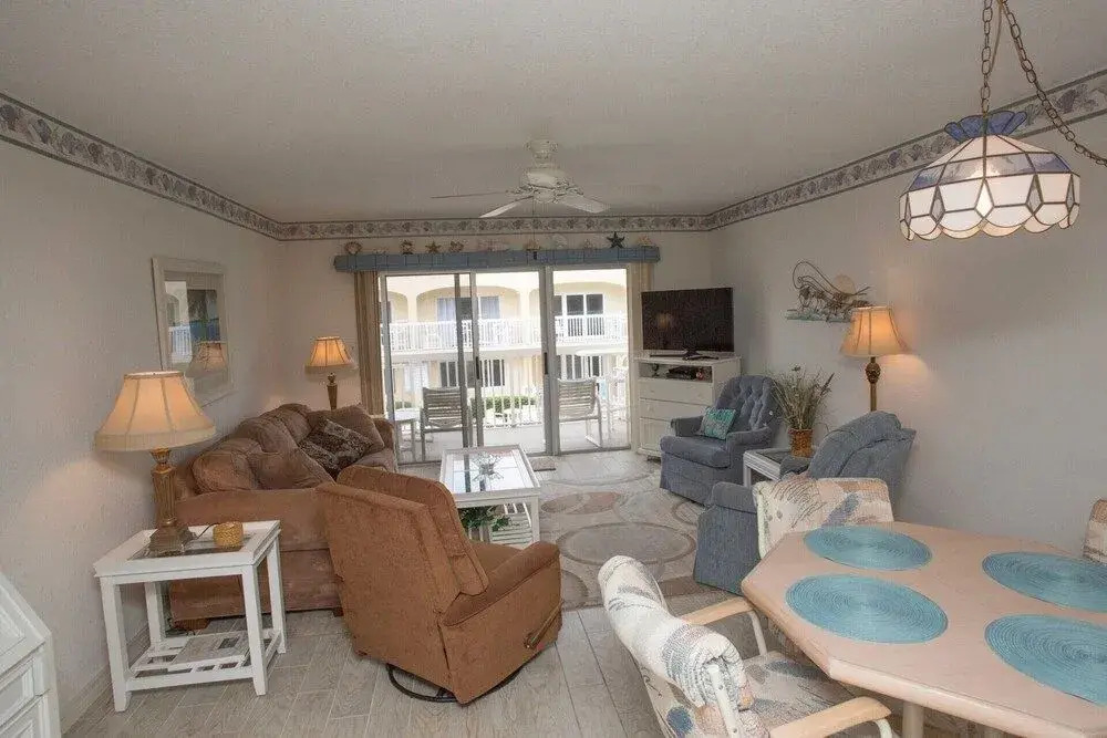 Win-San C-211 - 2 Br Condo
