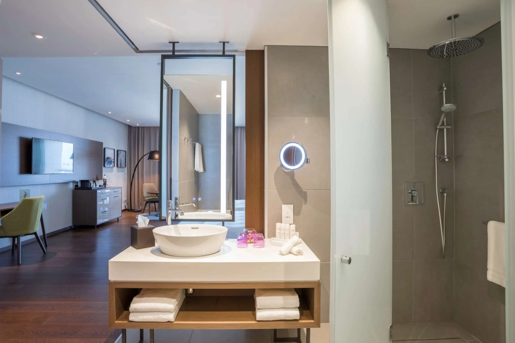 Radisson Blu Hotel, Larnaca