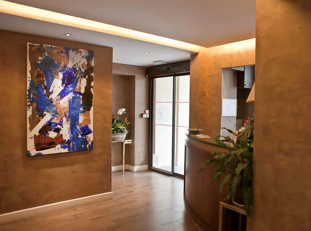 Logis Hôtel 15 Montparnasse