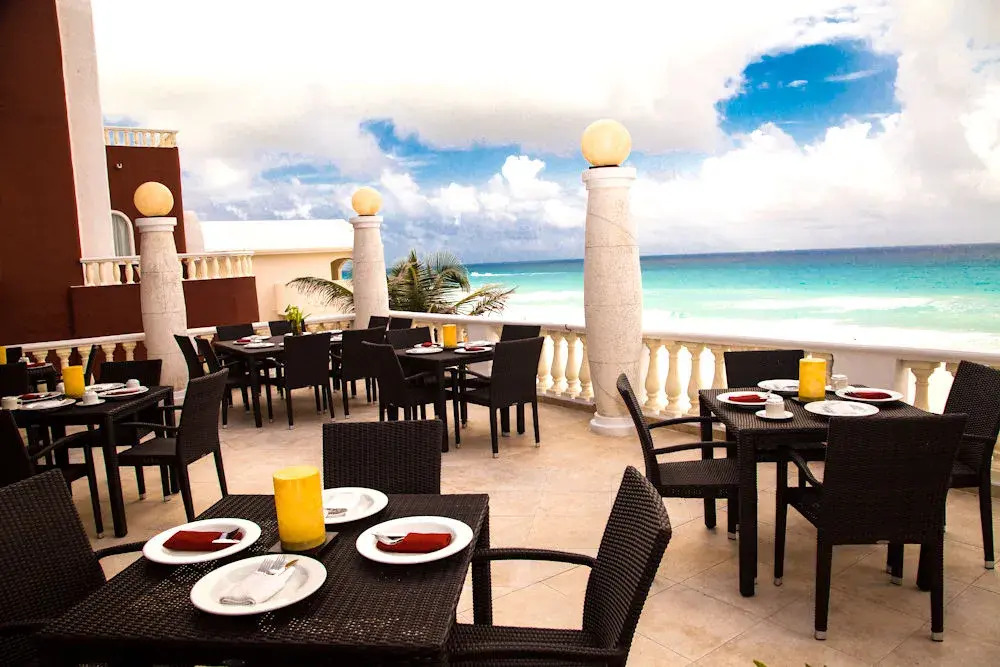Mia Cancun Resort