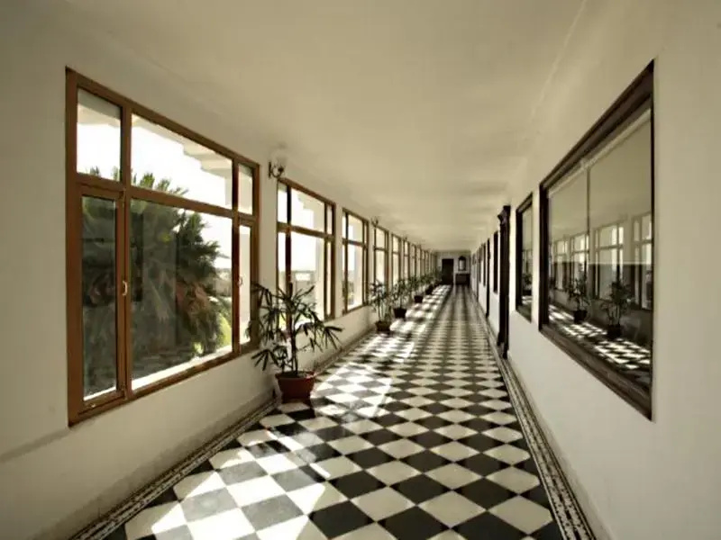 Hari Niwas Palace