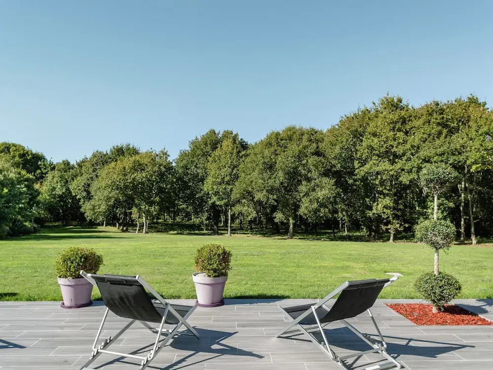 Welcoming Villa in Fouesnant With Swimming Pool