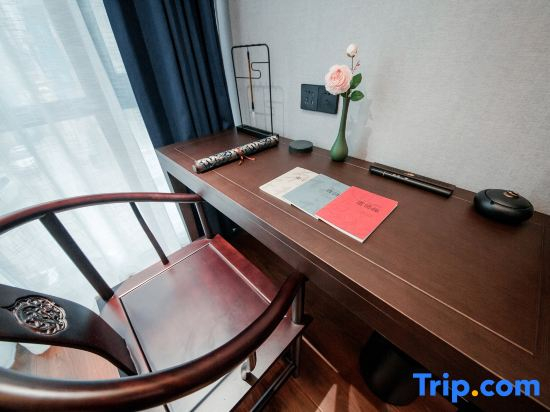 QIANNA HOTEL FINE (Pingdingshan Zhanhe District Biguiyuan)
