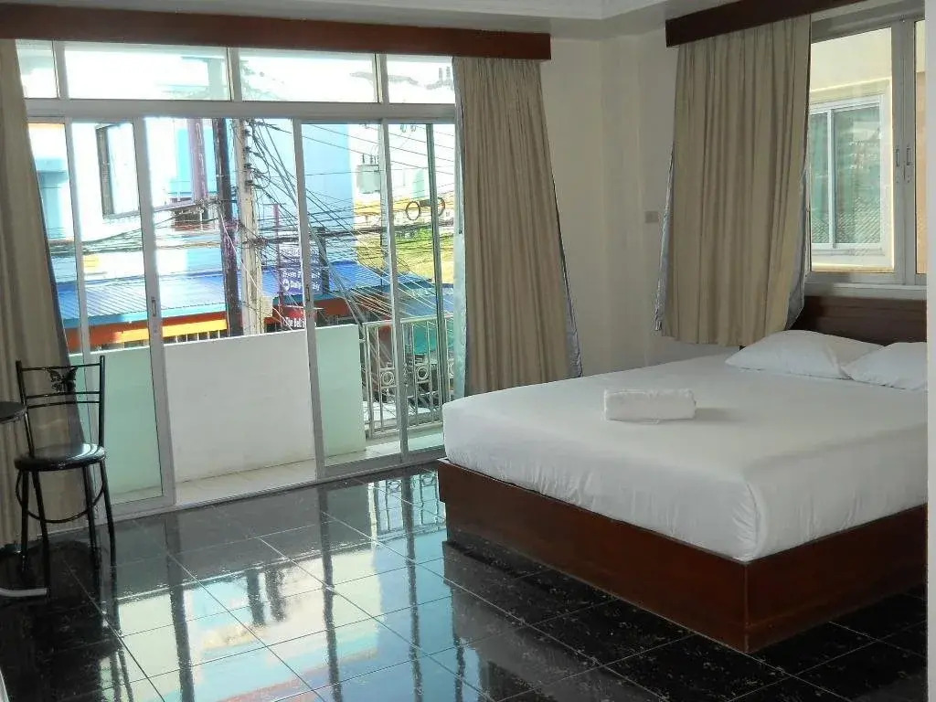 B-13 Motel