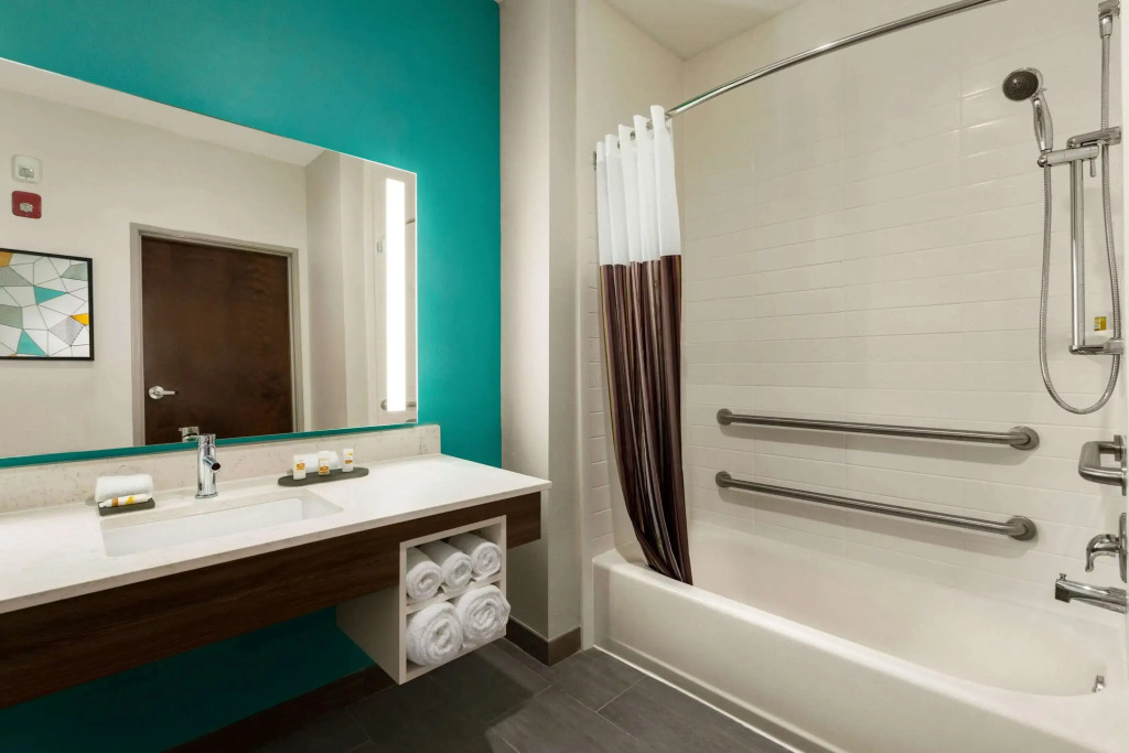 La Quinta by Wyndham Richmond-Sugarland
