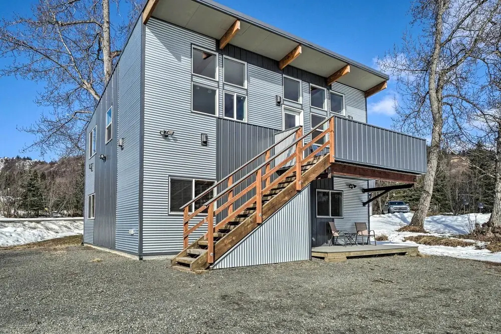 Pet-friendly Duplex w/ Northern Lights Aurora View