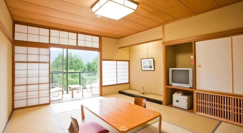Shiki Resort Gora Saika