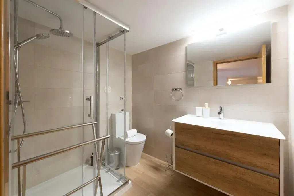 LovelyStay - The Porto Getaway Duplex - Free Parking