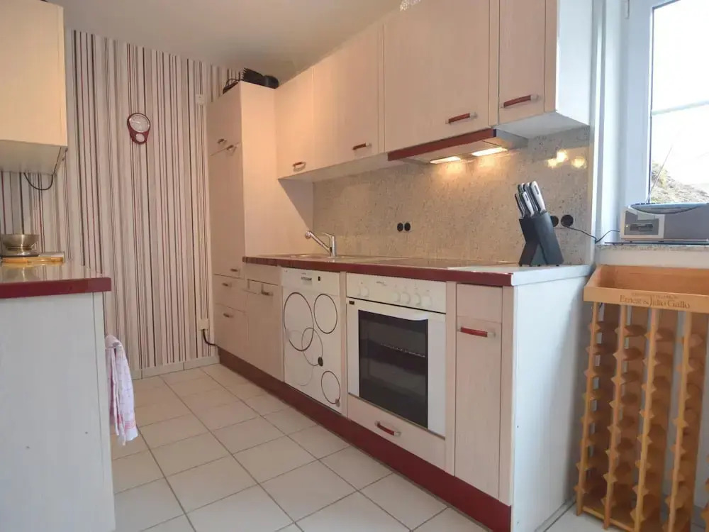 Beautiful Holdiday Home in Ulmen Near the Lake