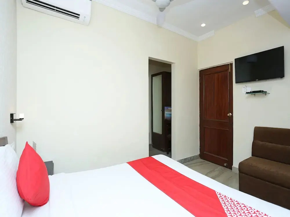 OYO 10515 Hotel Vishnu Villas