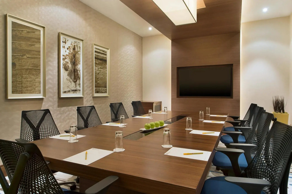Hilton Garden inn Dubai Jumeirah