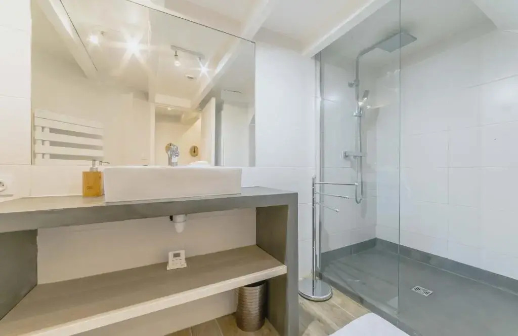 Appartement moderne avec vue mer à 5mn des plages