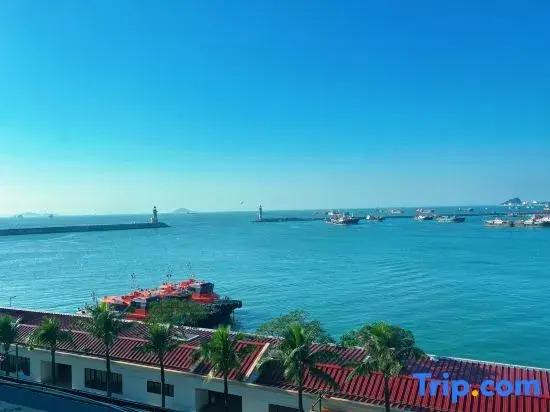 Chaohai Sea View Hotel