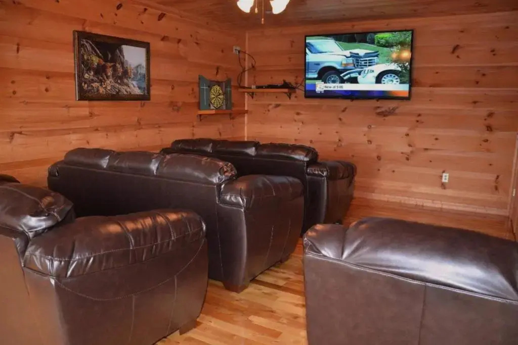 Amazing View Lodge 5 Bedroom 5 Bath with Fantastic View