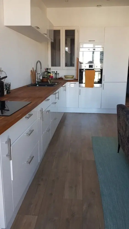 Sete Vue Canal Duplex Pour 7 Personnes